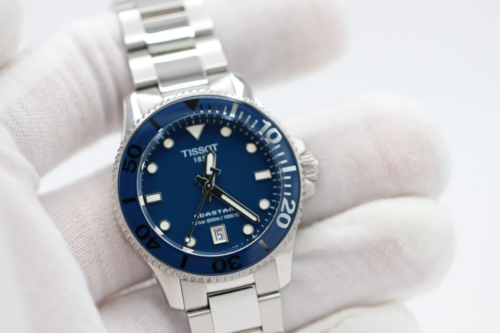 Tissot Seastar Blue Dial 36mm Womens Quartz Watch T120.210.11.041.00