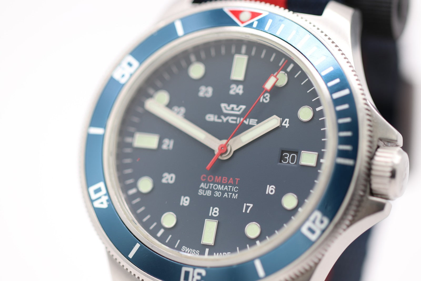Glycine Combat Sub GL0257 Stunning Cadet Blue Dial