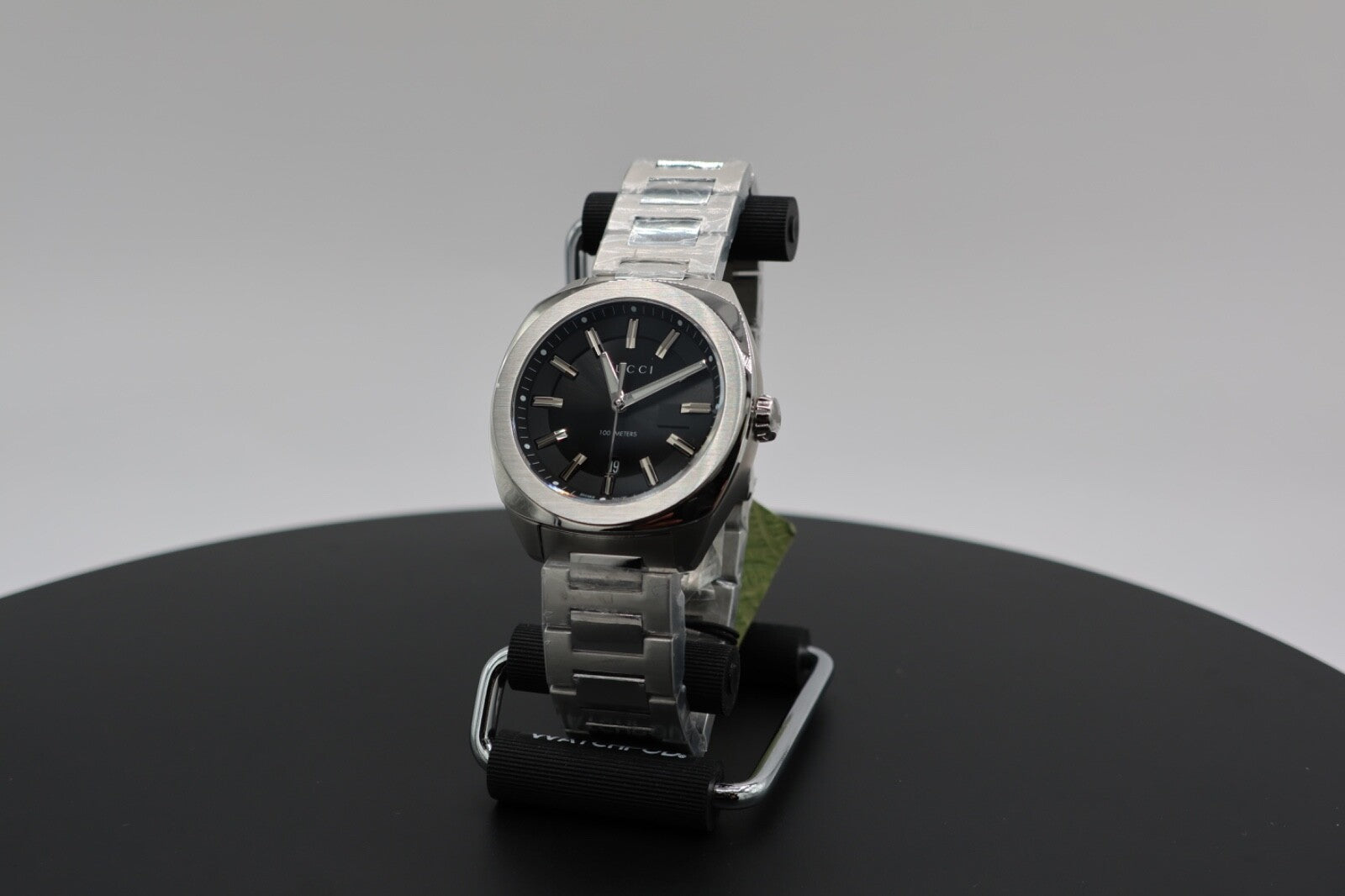 GUCCI GG2570 40MM QUARTZ STAINLESS STEEL BLK DIAL MEN'S WATCH YA142301 $1400