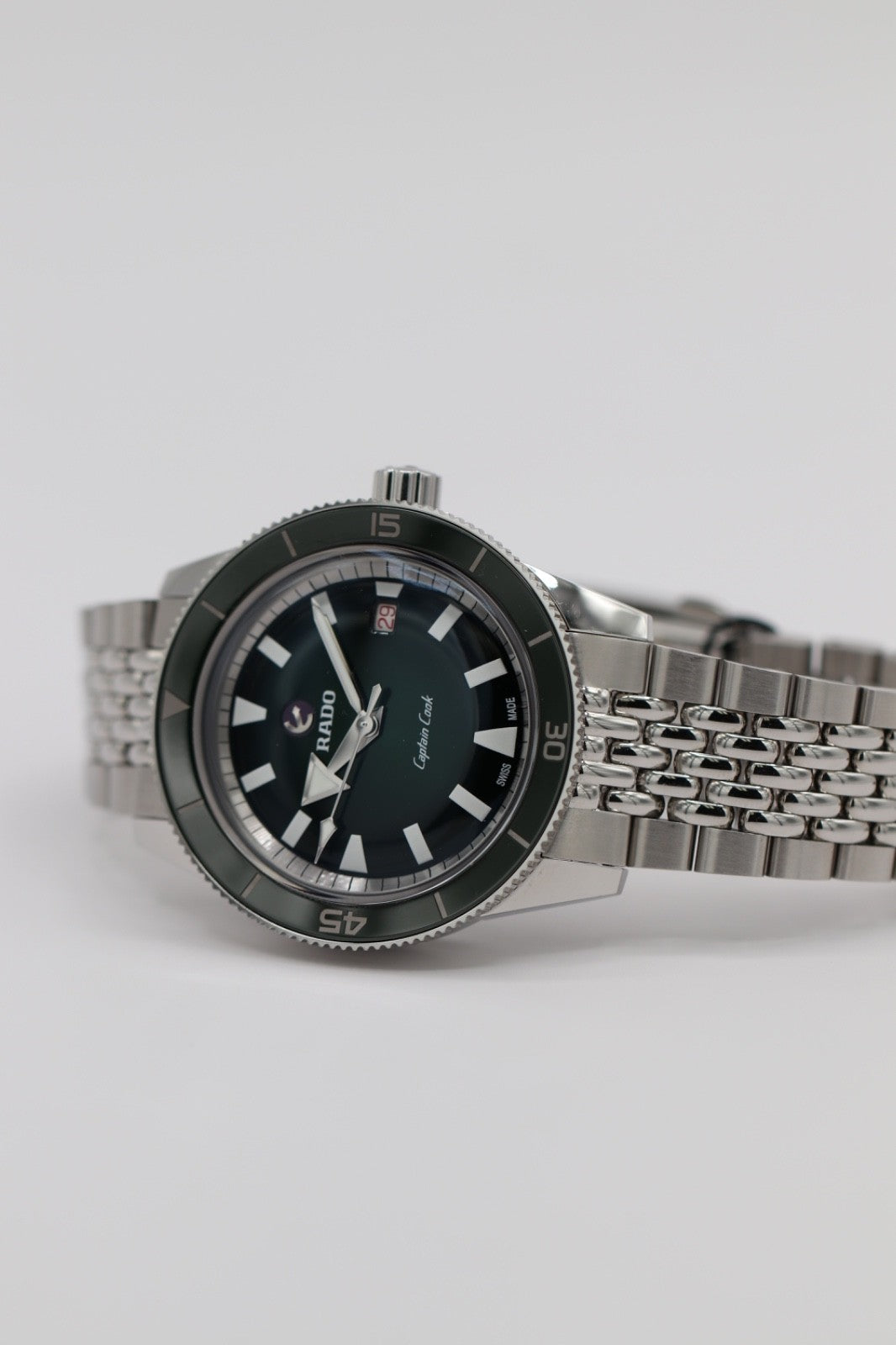 Rado Captain Cook 42mm Auto Green Dial Men's Watch R32505318