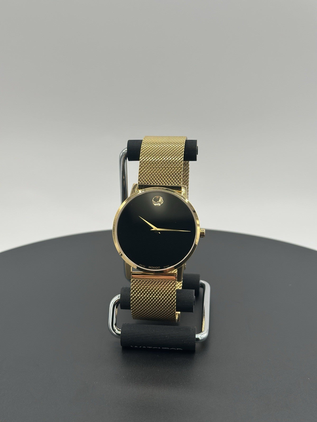 Movado Museum Watch Men 40mm Black Dial Gold Case Round Mesh Band 0607396