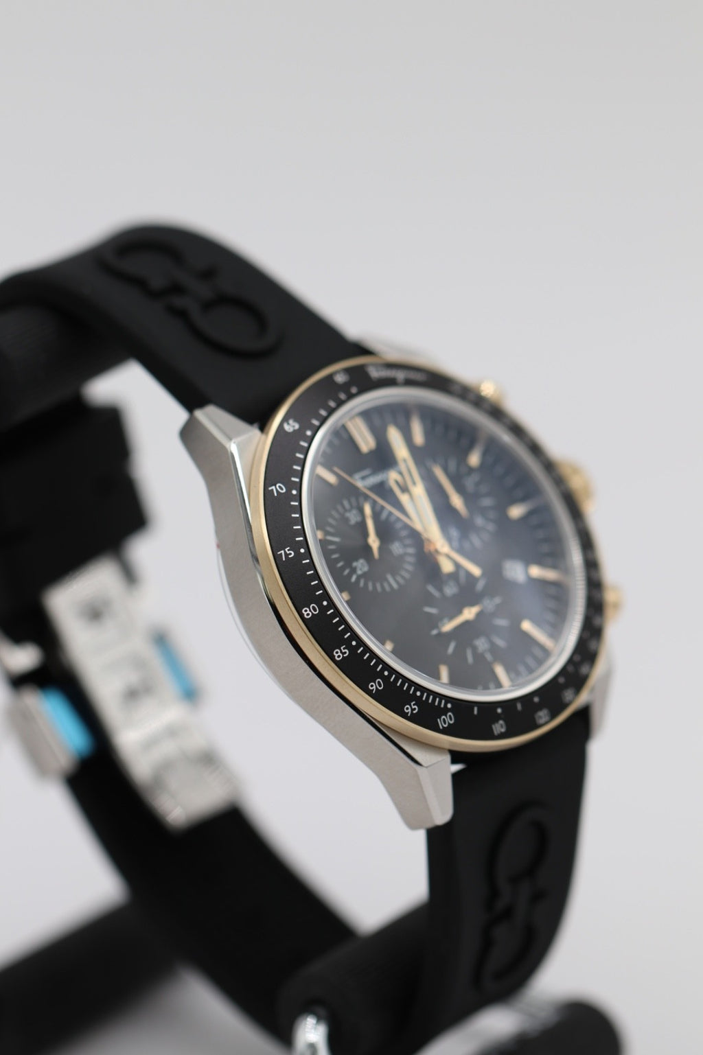 Salvatore Ferragamo Urban SFUR00422 Chronograph Men's Watch Brand New