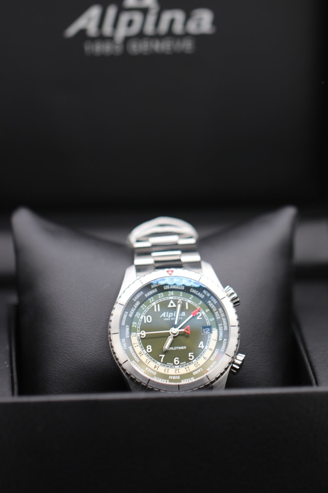 Alpina Startimer Worldtimer 41 mm Men's Quartz Watch AL-255GR4S26B