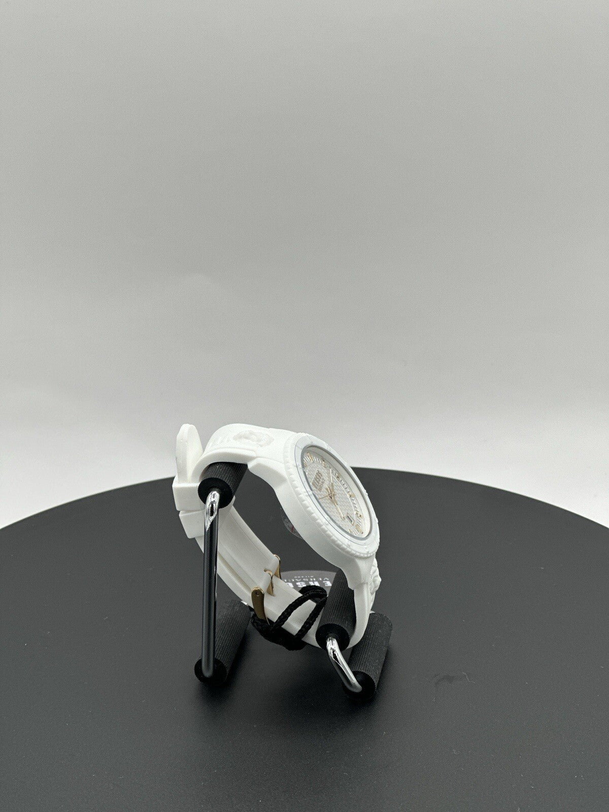 Versus Versace Brand Men's White Color 43 mm Tokyo R Watch VSPOY7821 New
