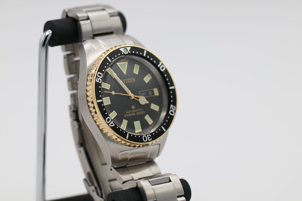 CITIZEN PROMASTER NY0125-83E MARINE Mechanical Automatic Diver 200m Watch / USED
