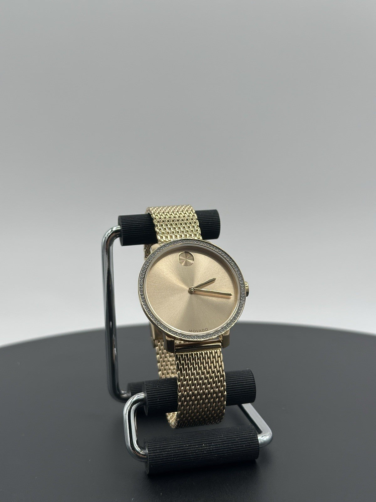 MOVADO BOLD 3600656 SHIMMER GOLD CRYSTAL BEZEL MESH LADIES SWISS WATCH 34 MM