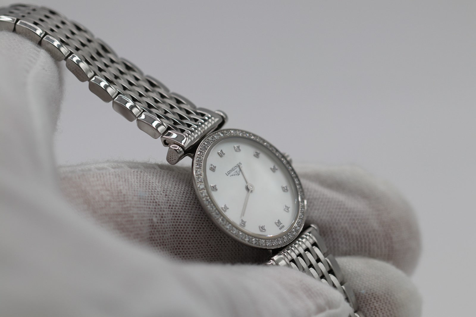Longines La Grande Classique MOP Diamond Ladies Watch L4.241.0.80.6