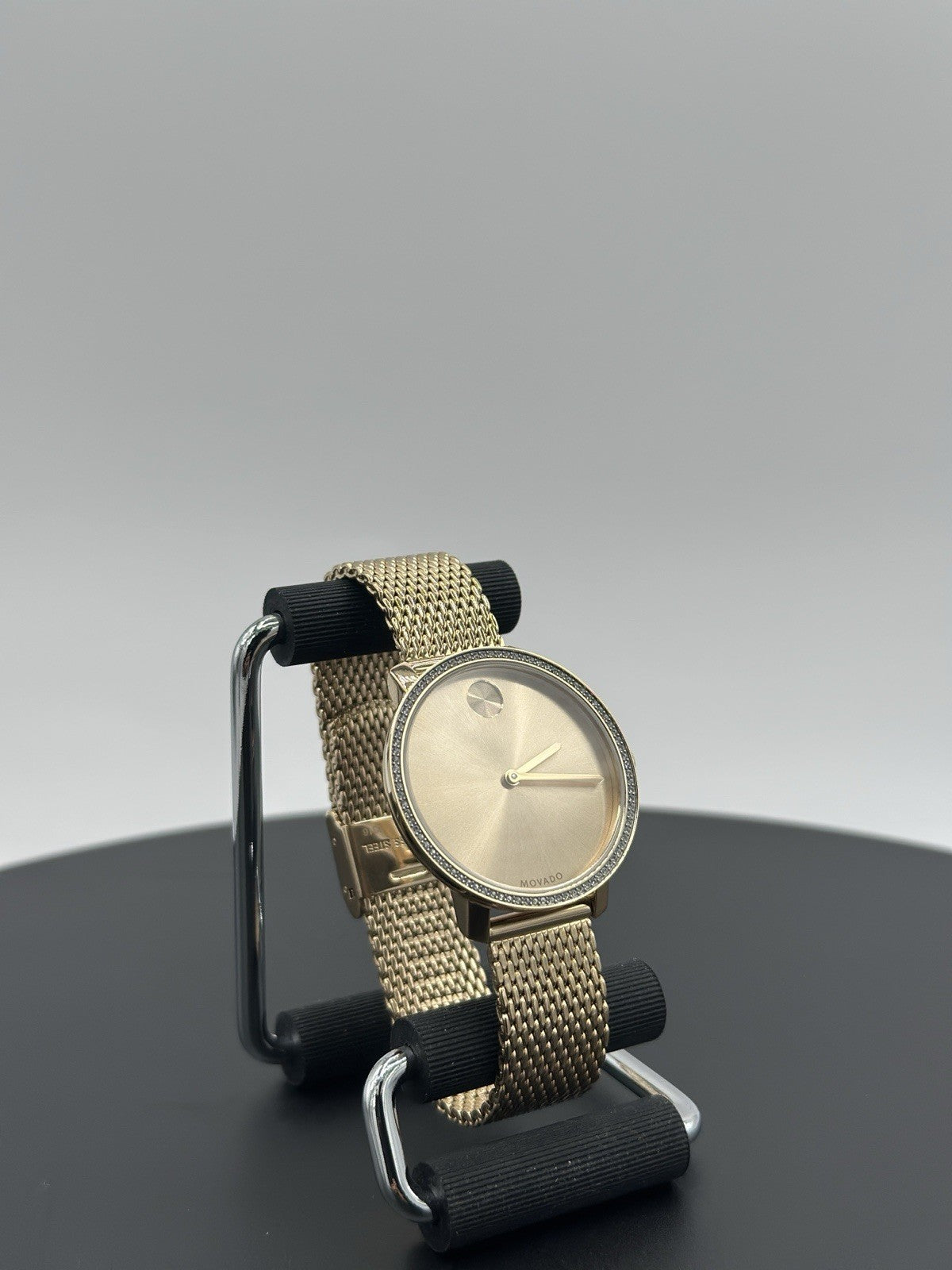 MOVADO BOLD 3600656 SHIMMER GOLD CRYSTAL BEZEL MESH LADIES SWISS WATCH 34 MM