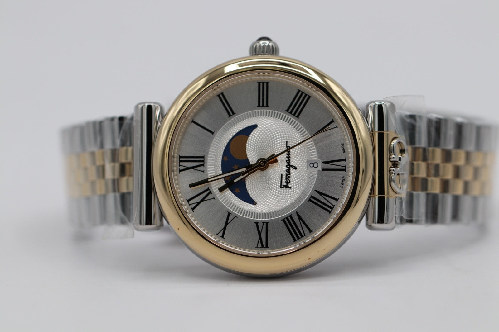 Salvatore Ferragamo Ora SFUW00422 Silver Women's Watch New + Box & Paper's