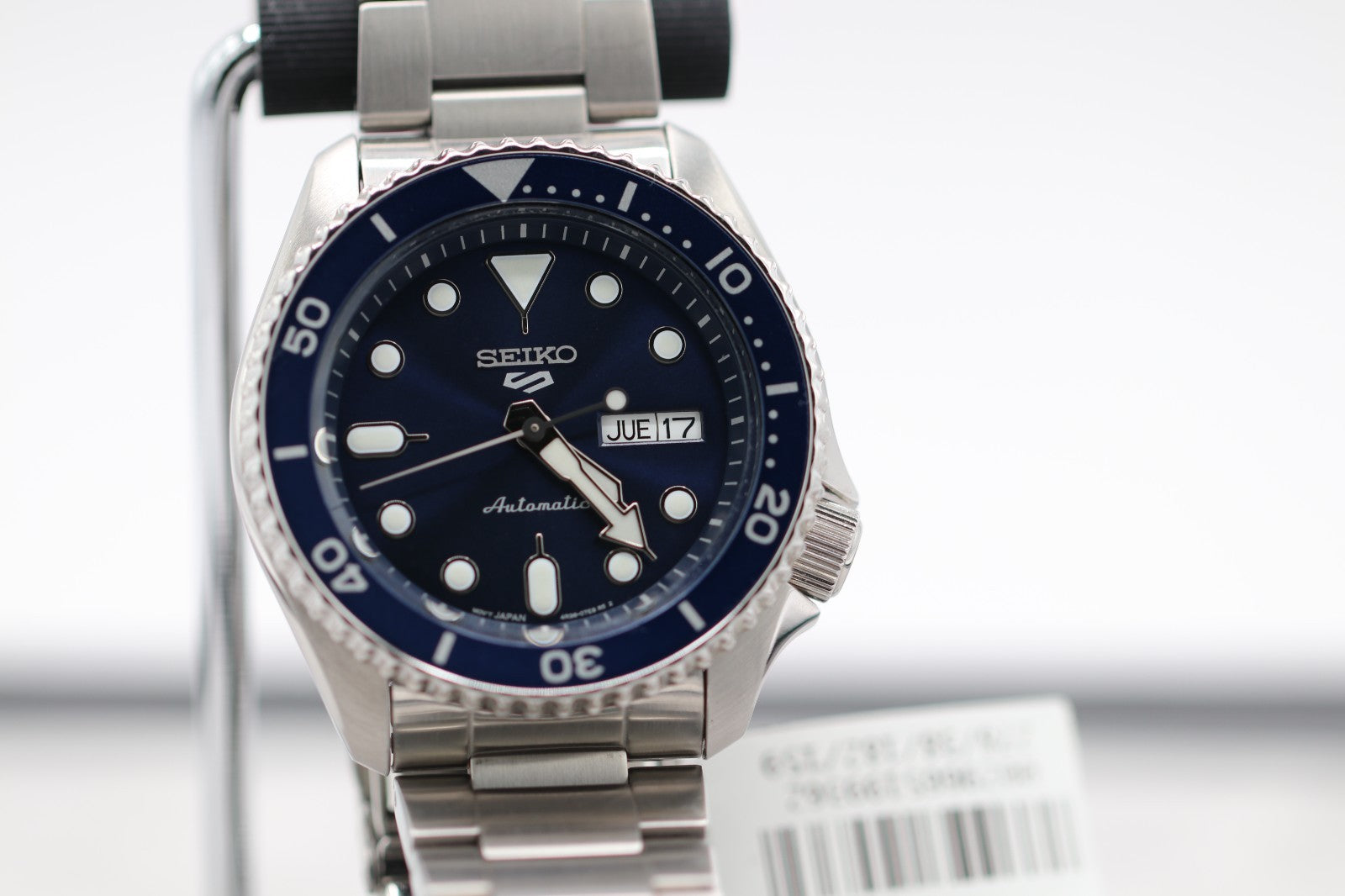 Seiko 5 Sports Steel Case and Bracelet Blue Sunray Dial Men's Watch SRPD51