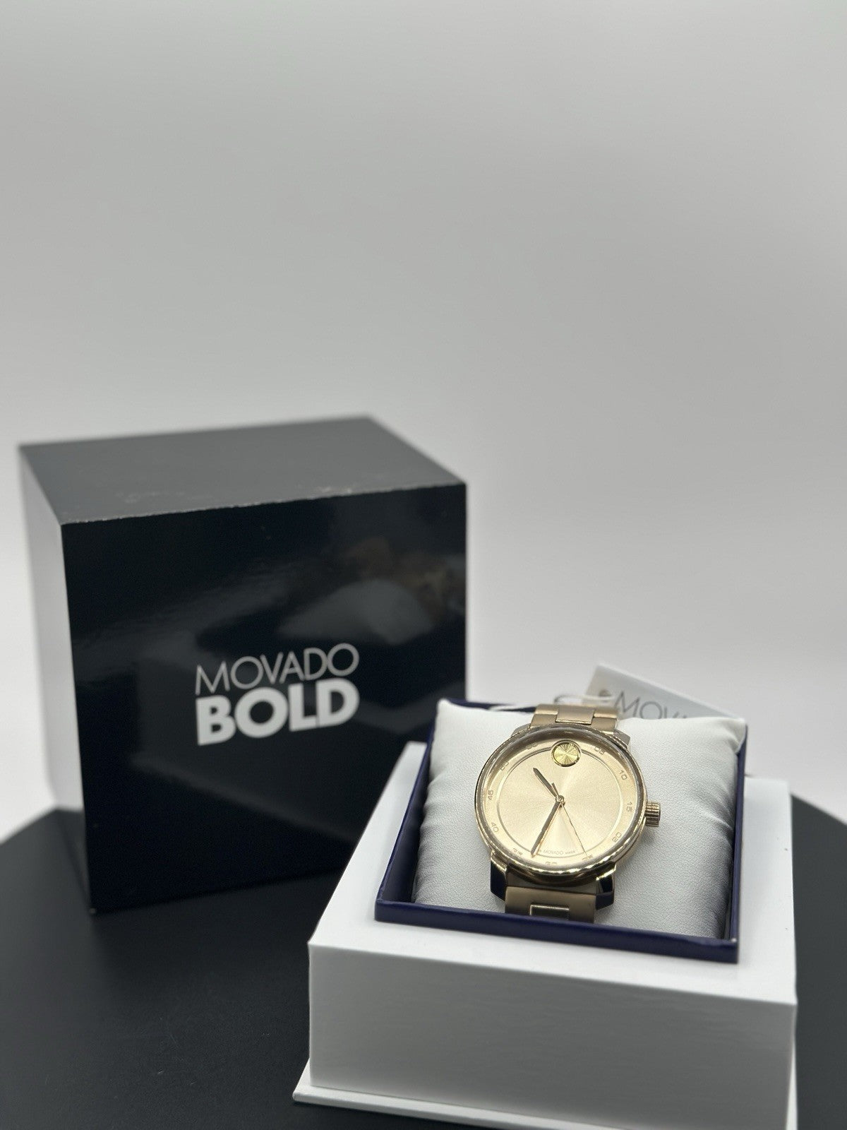 Movado 3600912 Men's New Bold Access Gold-Tone Dial Quartz Watch