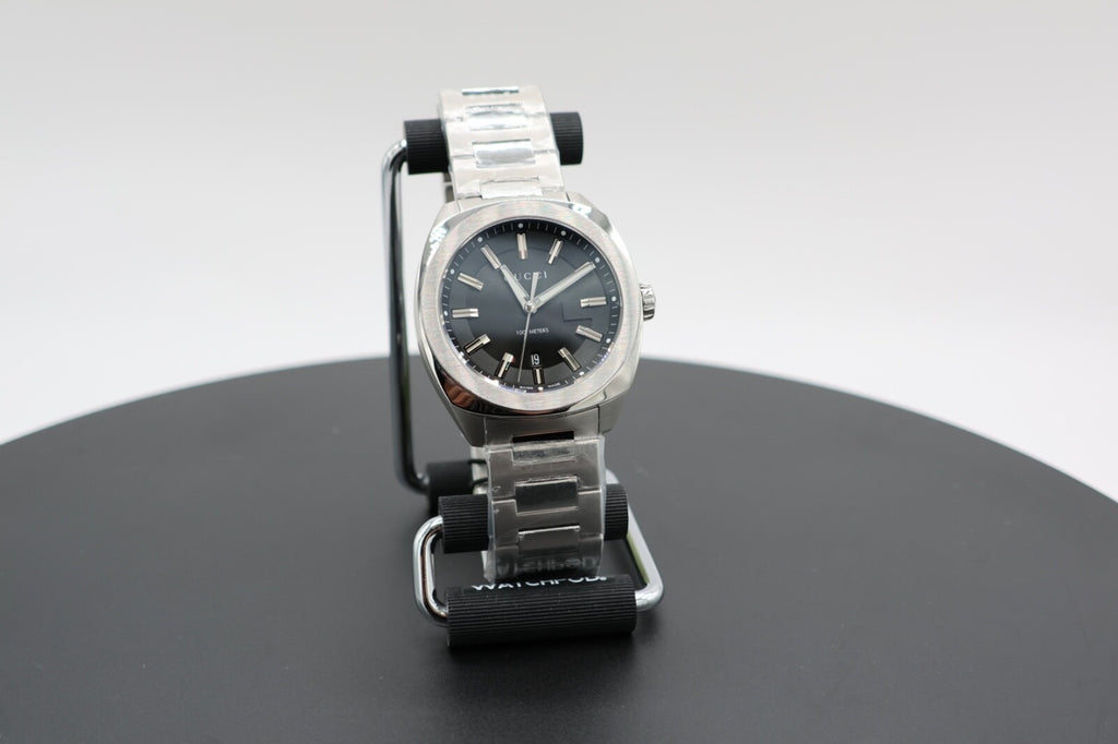 GUCCI GG2570 40MM QUARTZ STAINLESS STEEL BLK DIAL MEN'S WATCH YA142301 $1400