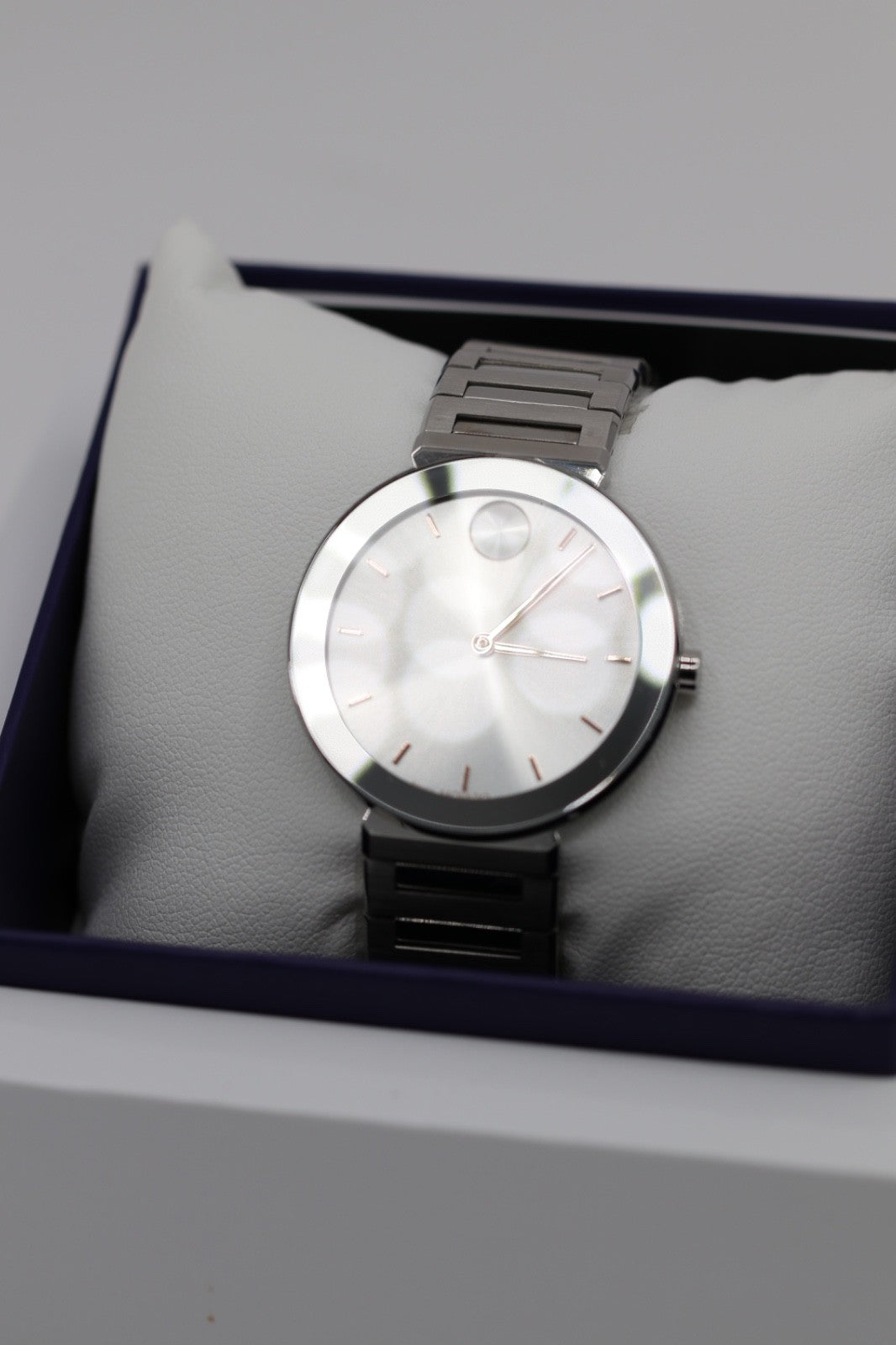 NEW Movado BOLD Horizon 3601090 Silver Dial Stainless Steel 34MM Ladies Watch