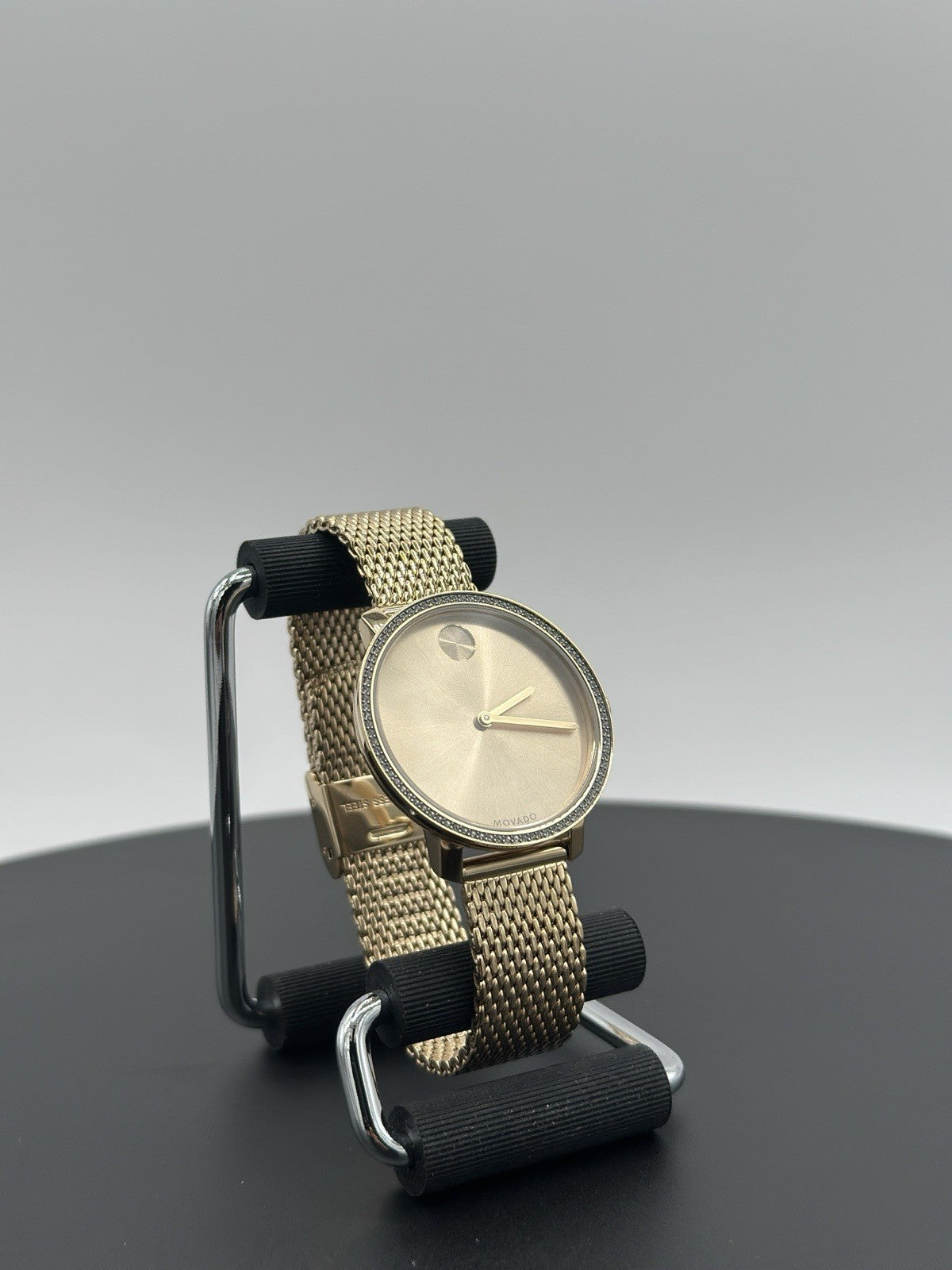 MOVADO BOLD 3600656 SHIMMER GOLD CRYSTAL BEZEL MESH LADIES SWISS WATCH 34 MM