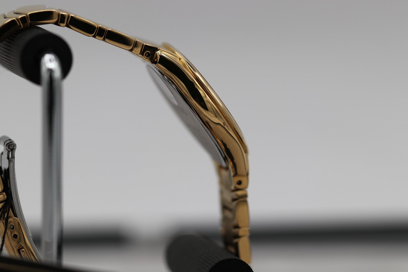 Seiko SUR552 Essentials 30 mm Stainless Steel Gold Finish Quartz Women's Watch