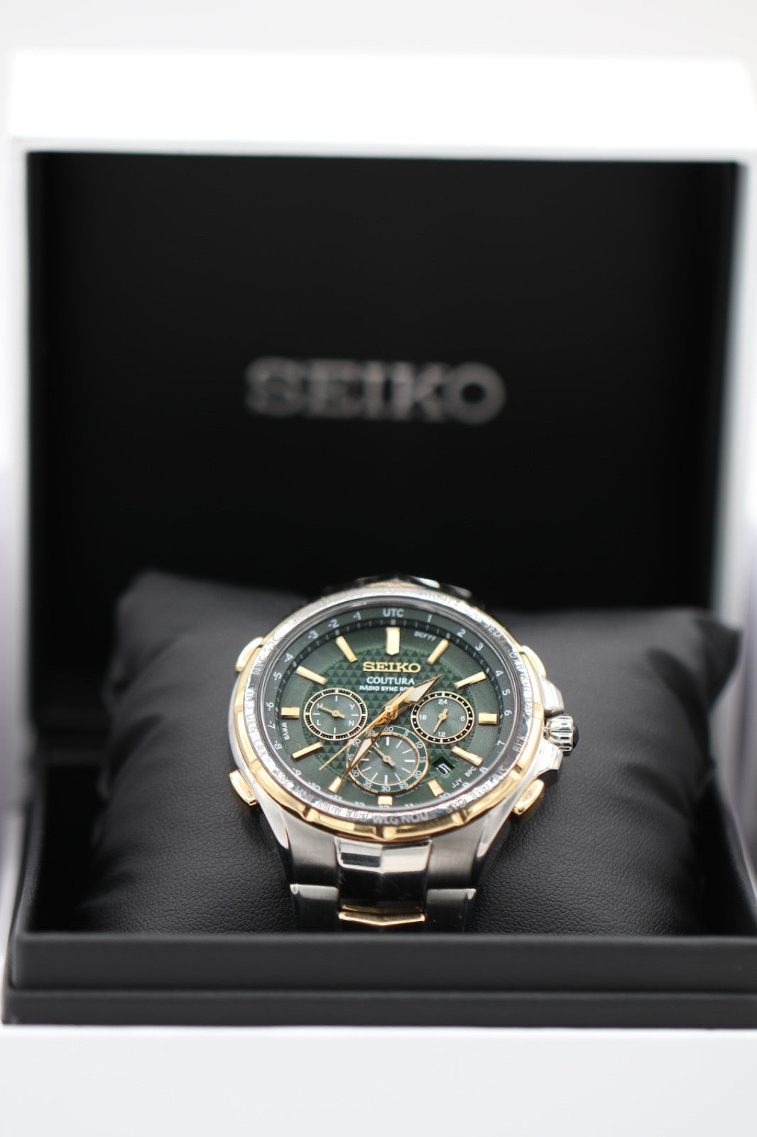 Seiko Coutura SSG022 Radio Sync Solar Chronograph 10 ATM 45.5mm Men's Watch