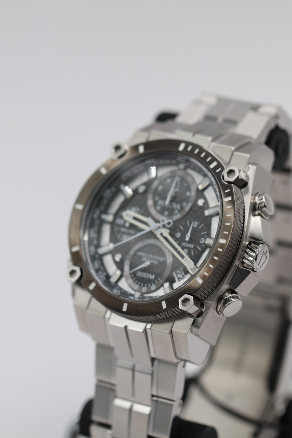 Bulova Precisionist Men's Chronograph Calendar Quartz Silver Watch 46 MM 98B405