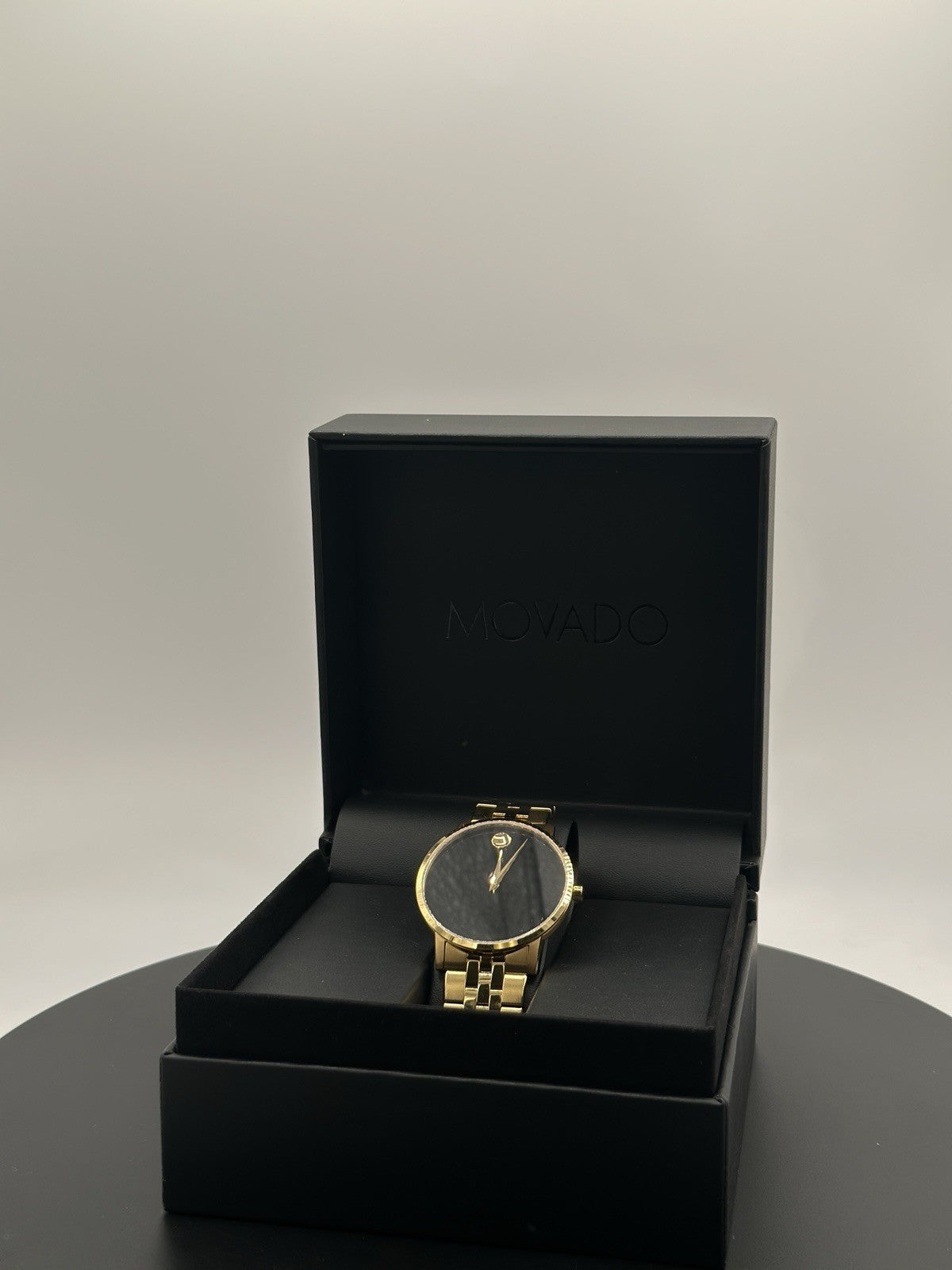 Movado Museum Men's Watch 0607203 Classic Series Swiss Made Quartz 40mm Steel