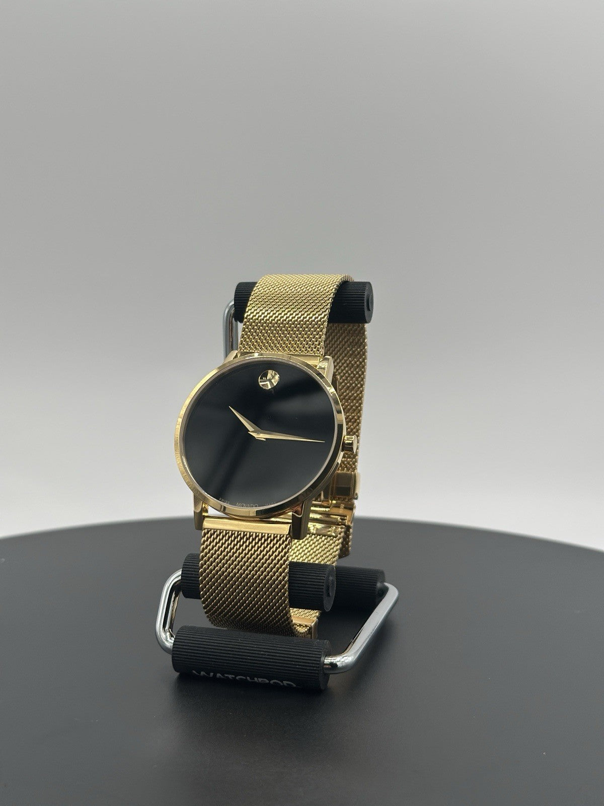 Movado Museum Watch Men 40mm Black Dial Gold Case Round Mesh Band 0607396