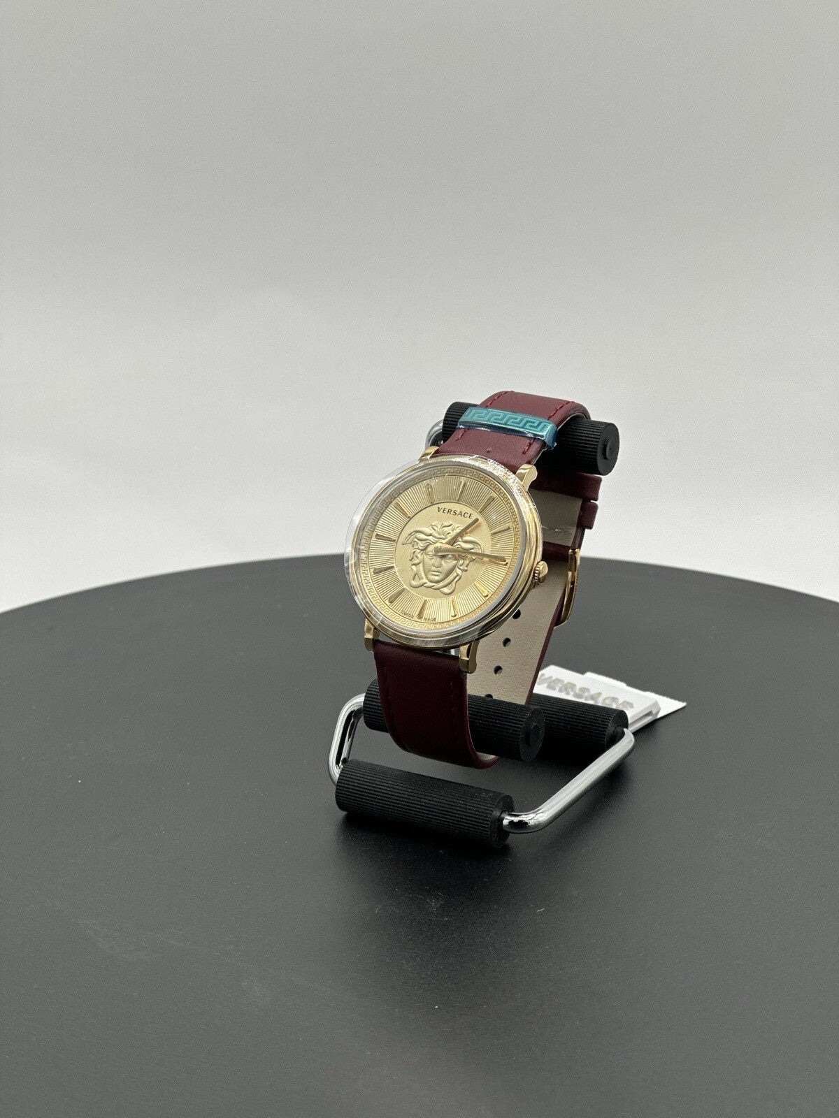 Versace Womens V-Circle Gold 38mm Strap Fashion Watch