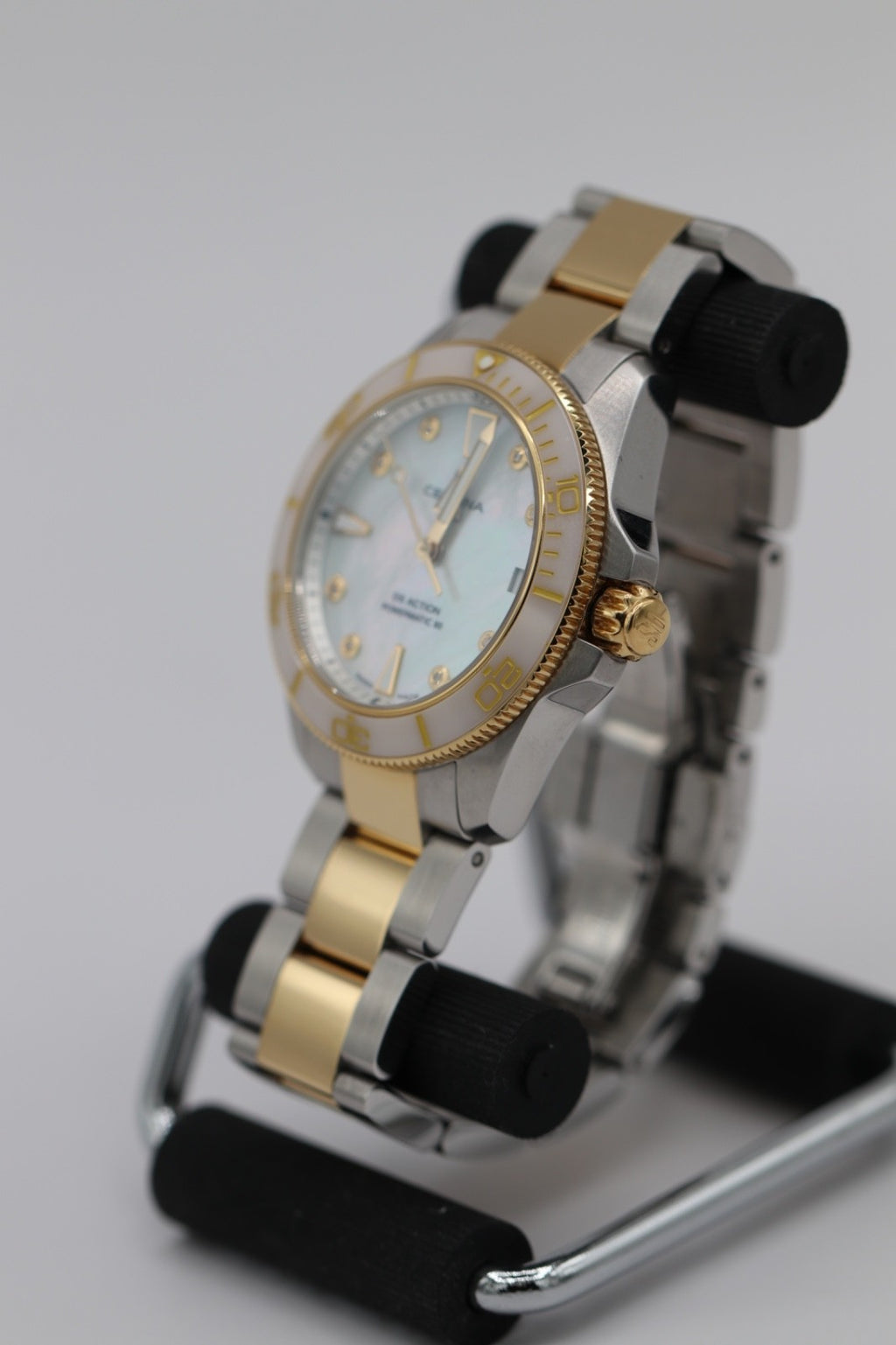 CERTINA Women Analog Automatic Casual Watch Classic Dress Mother of Pearl Dial