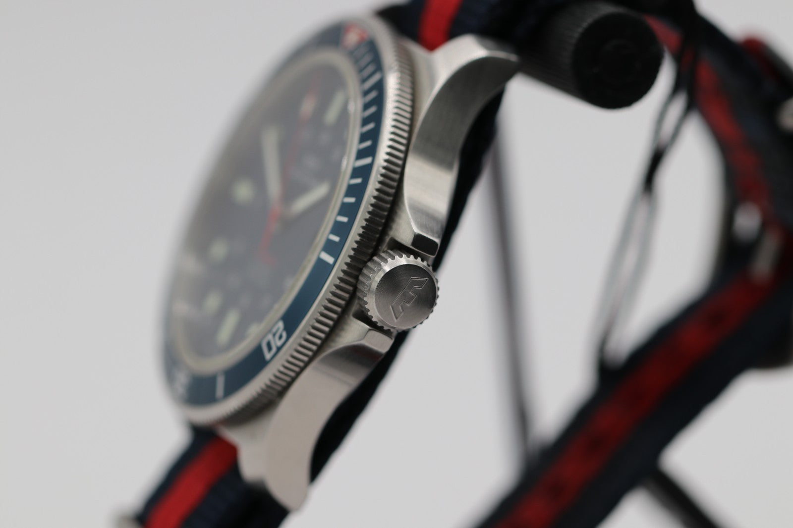 Glycine Combat Sub GL0257 Stunning Cadet Blue Dial