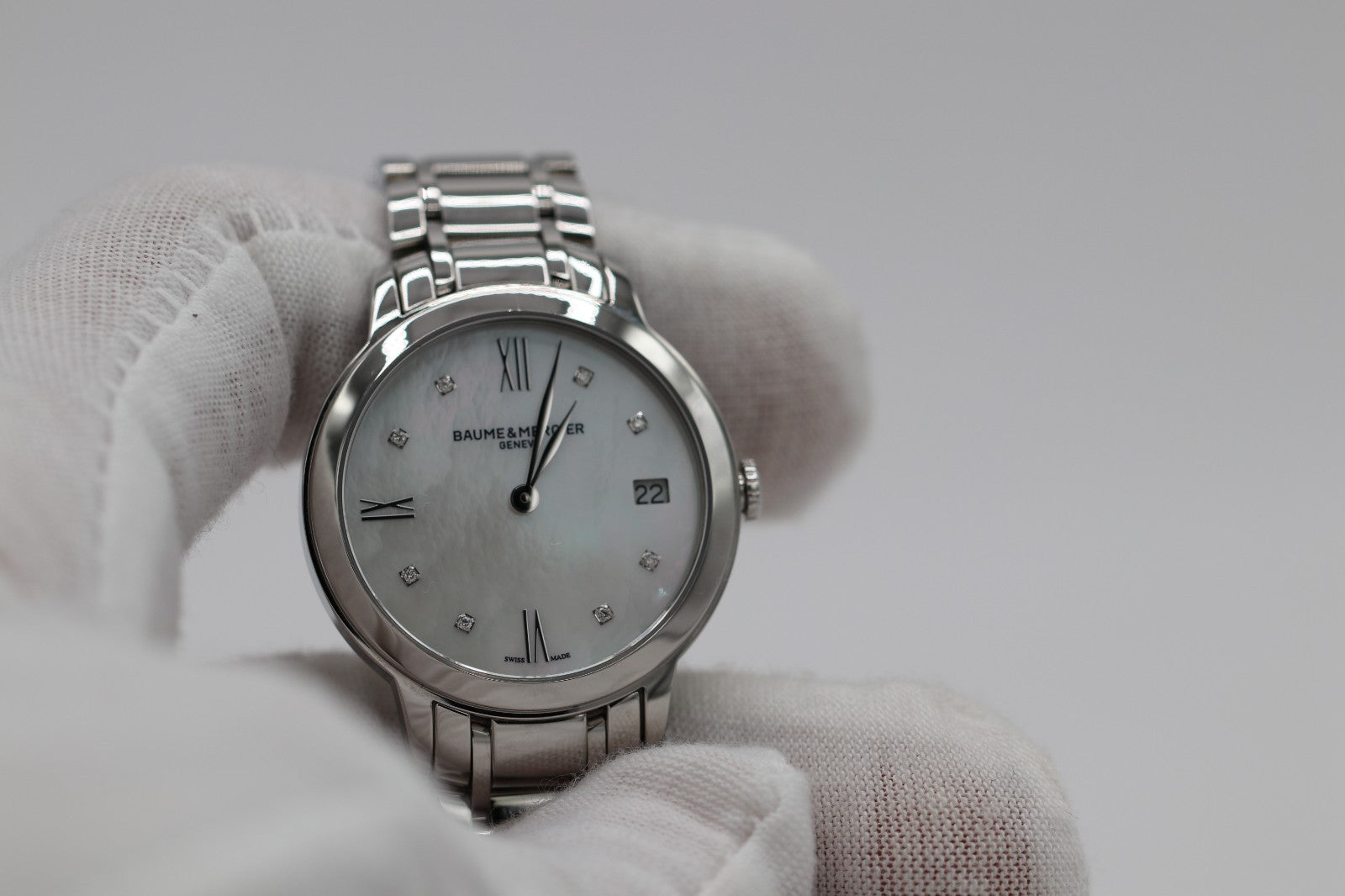 Baume et Mercier Classima MOP  Dial Ladies Watch MOA10326