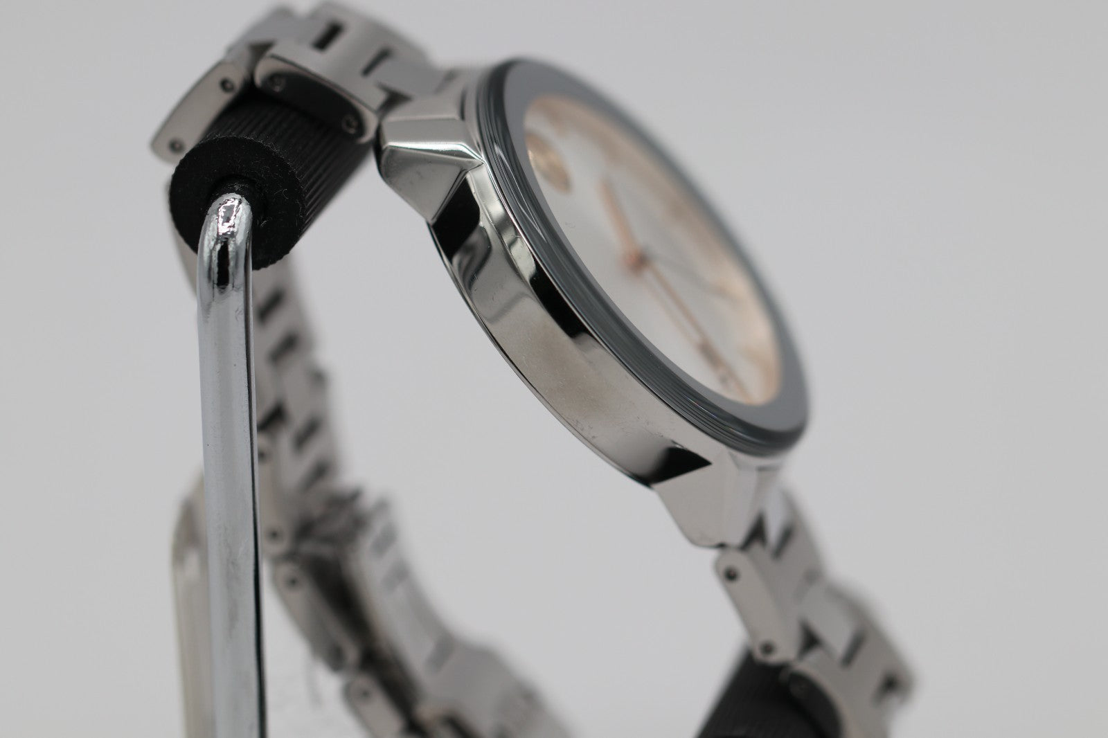 Movado Bold Women’s Verso Stainless Steel Bracelet Watch 3600747