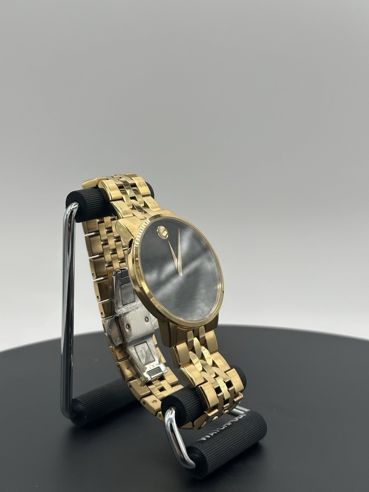 Movado Museum Men's Watch 0607203 Classic Series Swiss Made Quartz 40mm Steel