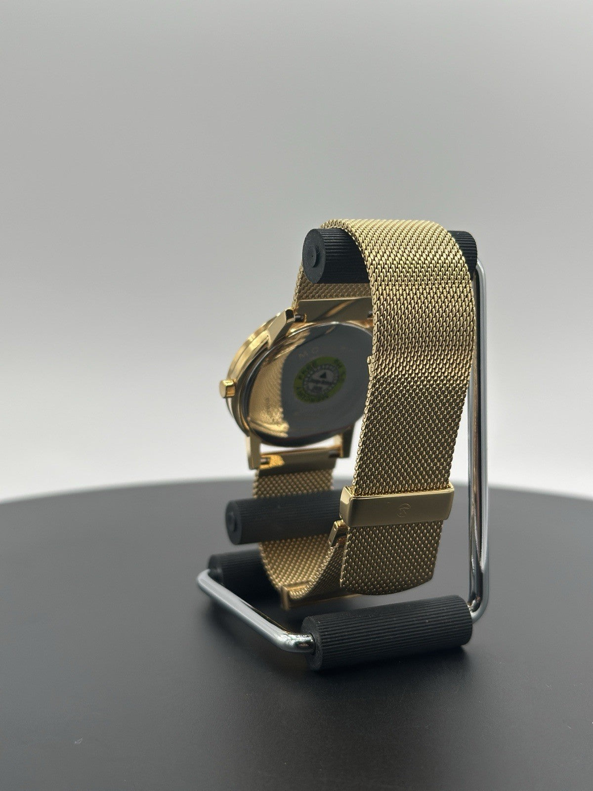 Movado Museum Watch Men 40mm Black Dial Gold Case Round Mesh Band 0607396