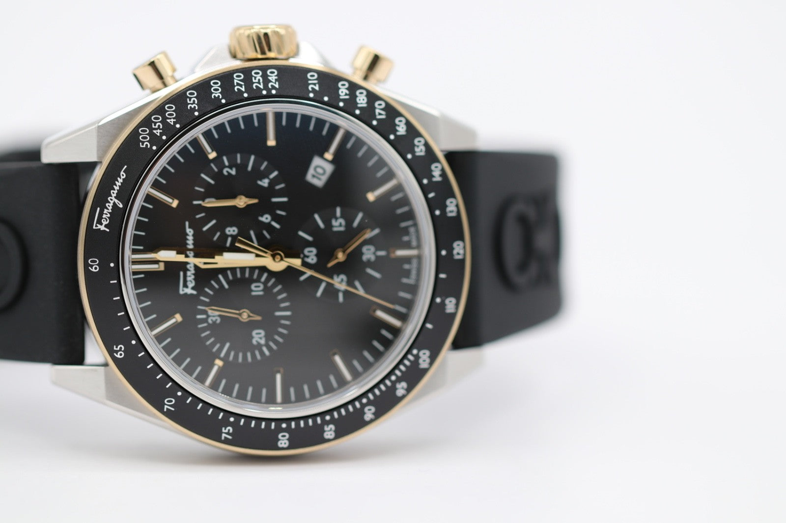Salvatore Ferragamo Urban SFUR00422 Chronograph Men's Watch Brand New