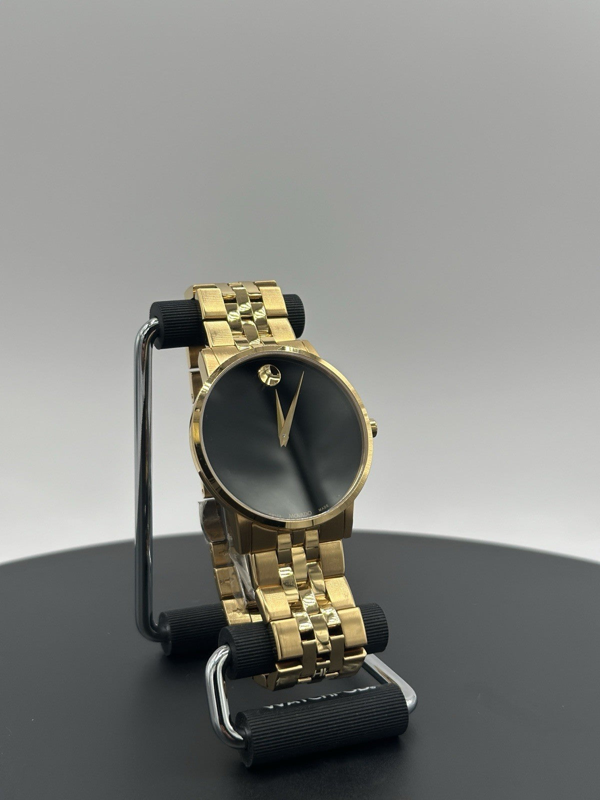 Movado Museum Men's Watch 0607203 Classic Series Swiss Made Quartz 40mm Steel