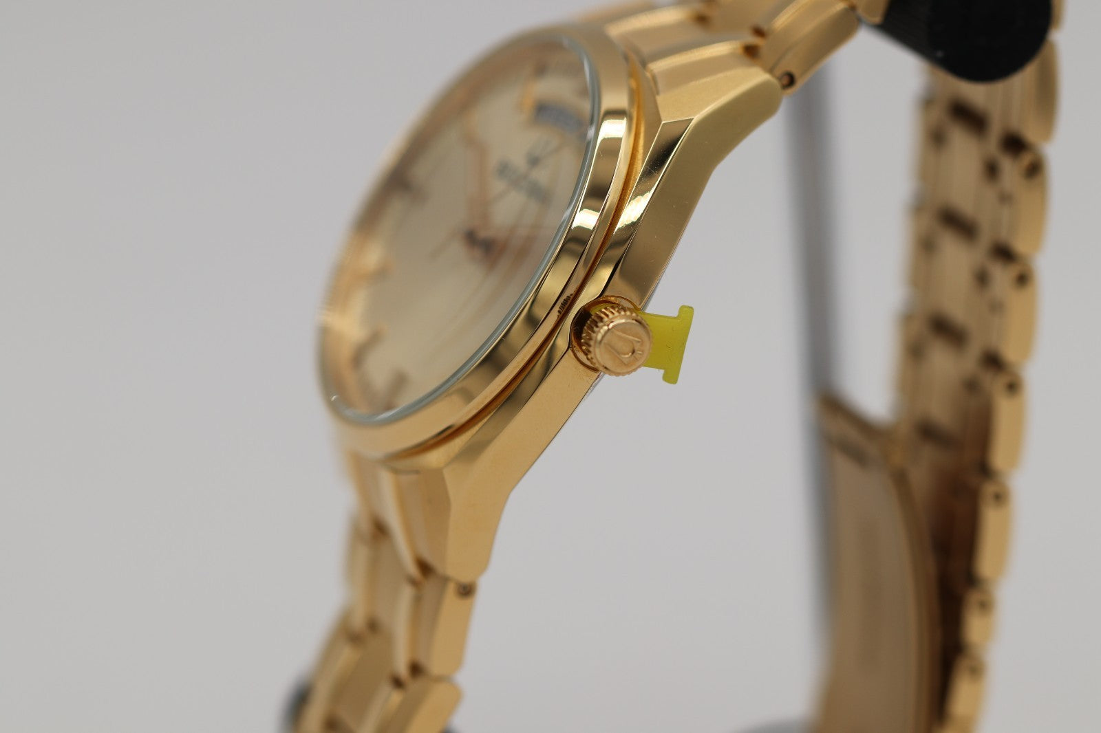 Bulova 97C115 Surveyor Classic Dial Gold-Tone SS Men's Watch $259.99 MSRP