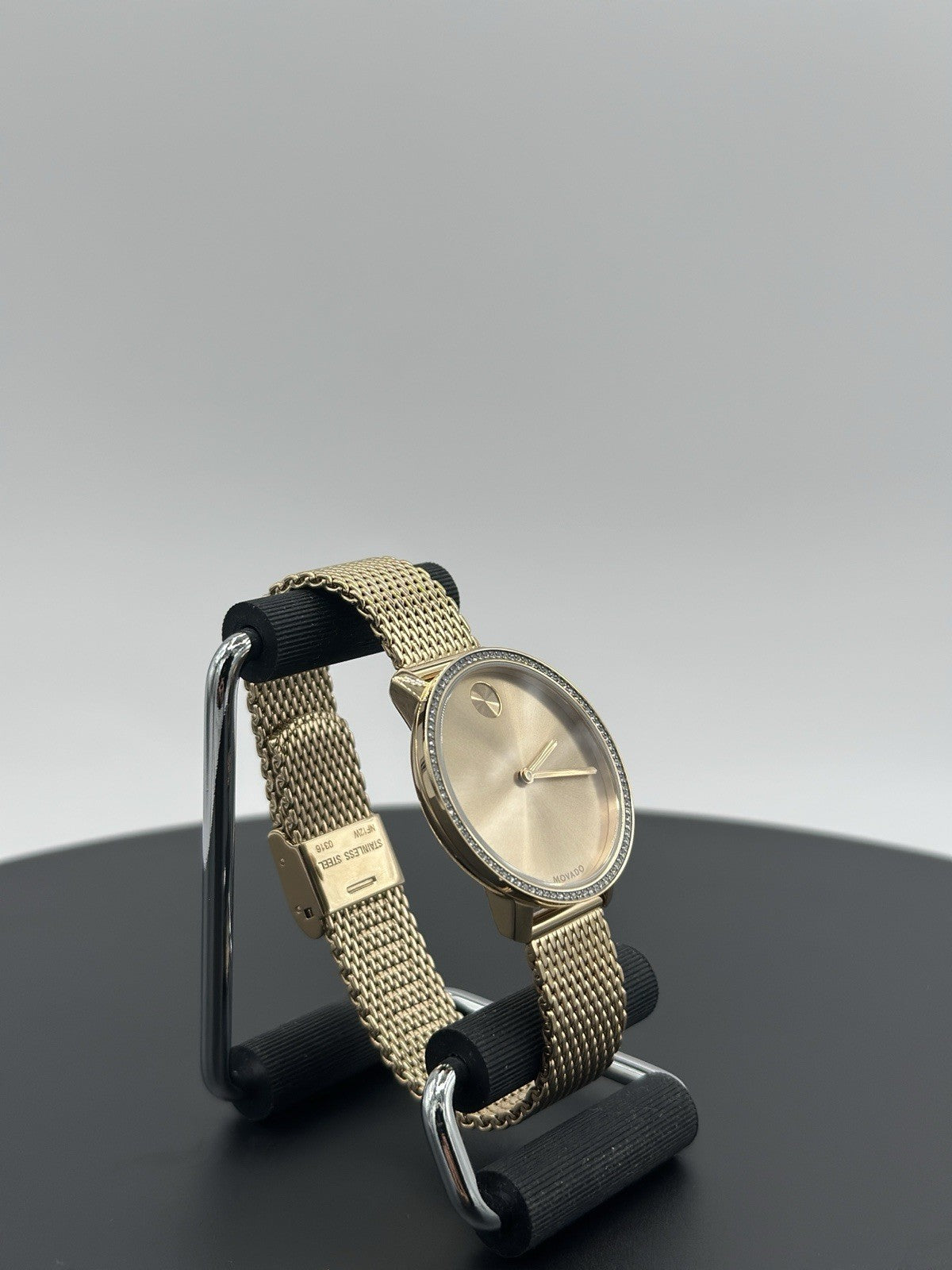 MOVADO BOLD 3600656 SHIMMER GOLD CRYSTAL BEZEL MESH LADIES SWISS WATCH 34 MM