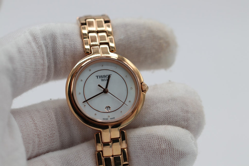 TISSOT FLAMINGO T094.210.33.116.02 Women's watch w/date