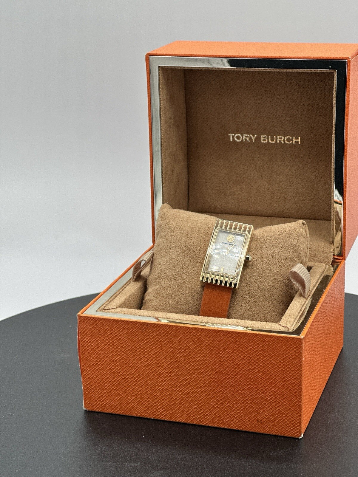 NWB Tory Burch TRB2003 buddy signature Watch gold plated 31x17 mm 100% AUTHENTIC