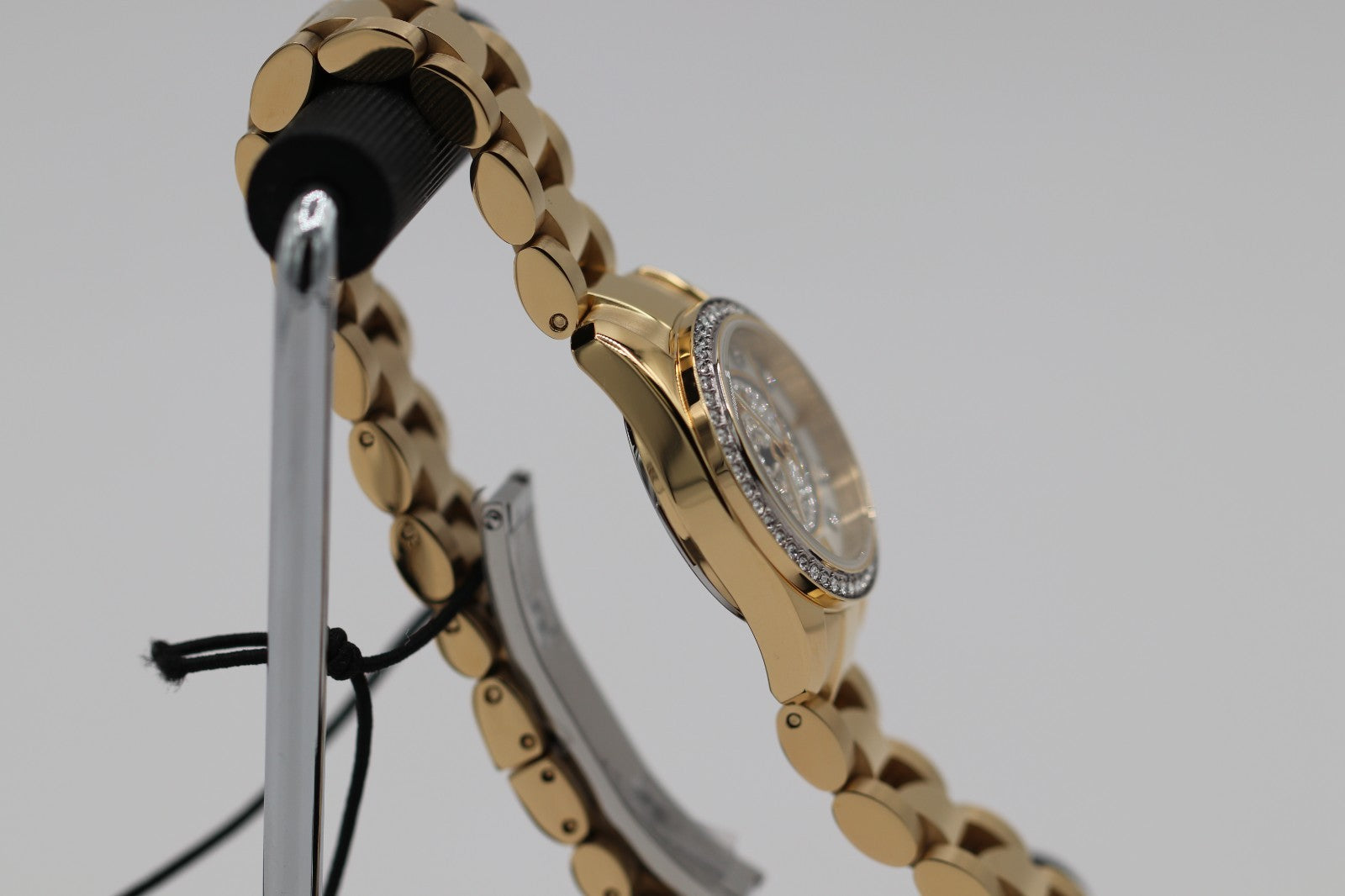 Bulova 98L315 Crystal Pave Gold-Tone Women's Dress Watch - MSRP $249