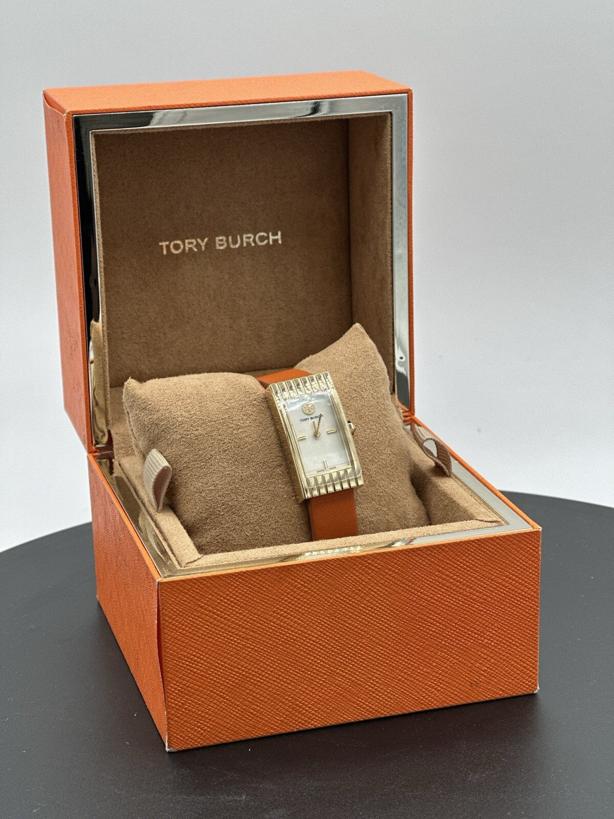 NWB Tory Burch TRB2003 buddy signature Watch gold plated 31x17 mm 100% AUTHENTIC