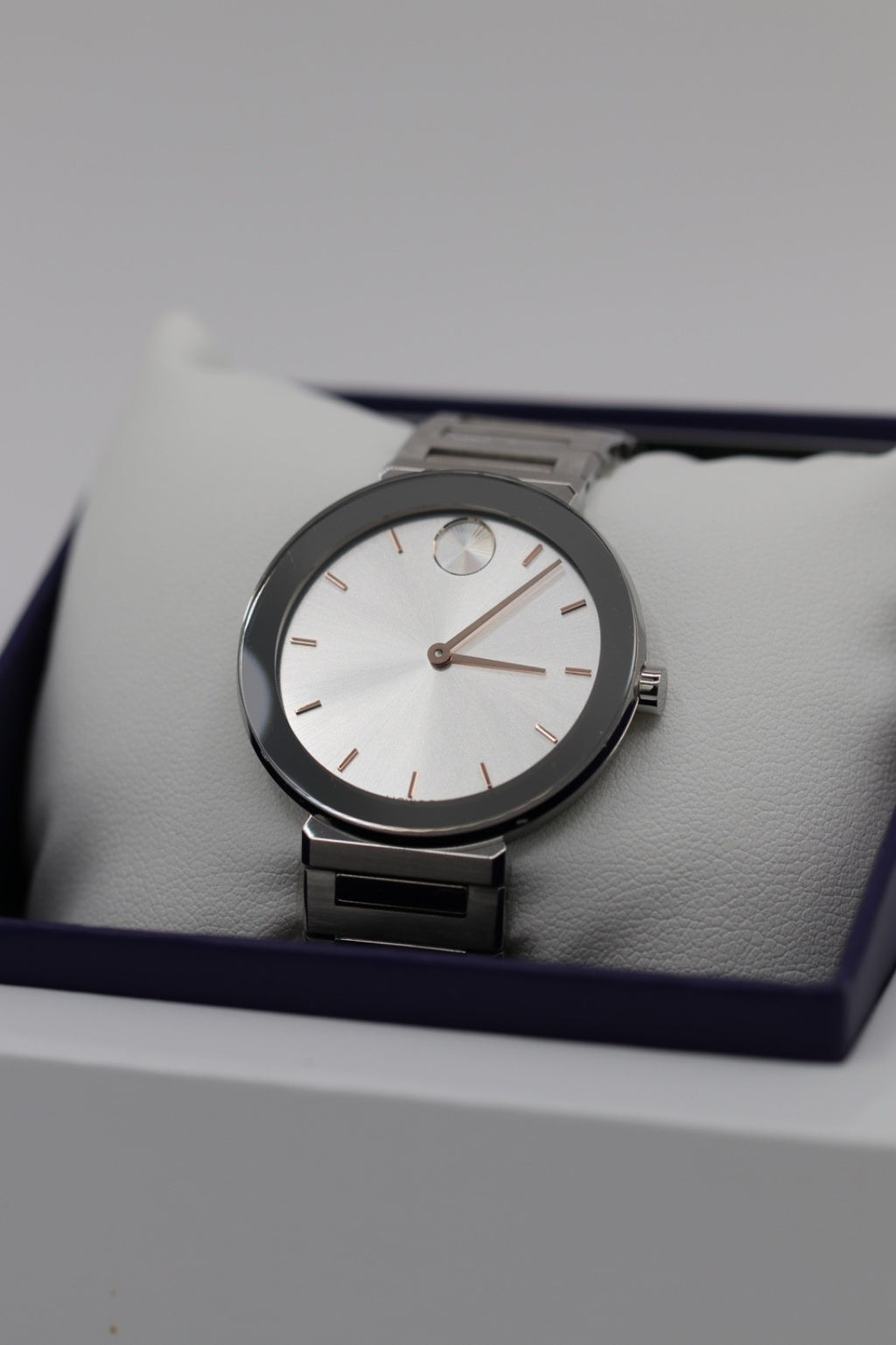 NEW Movado BOLD Horizon 3601090 Silver Dial Stainless Steel 34MM Ladies Watch