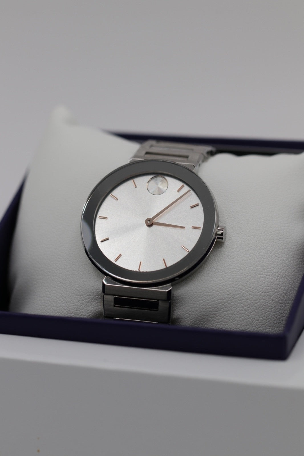 NEW Movado BOLD Horizon 3601090 Silver Dial Stainless Steel 34MM Ladies Watch