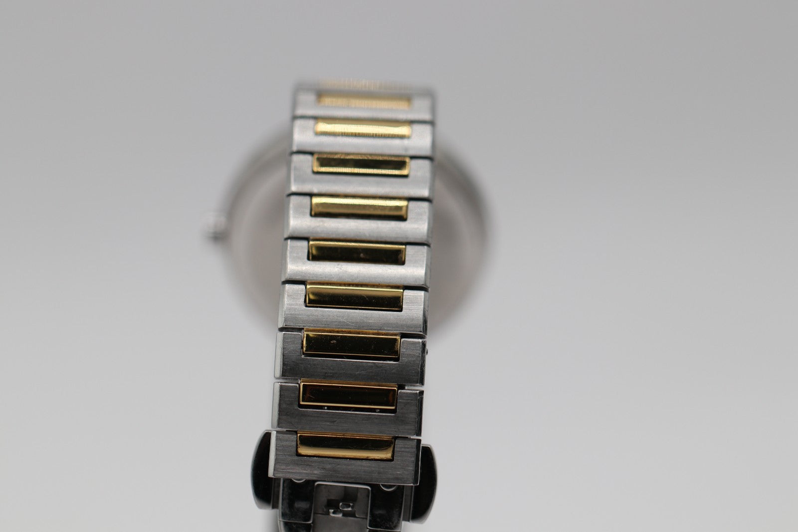 Movado BOLD Horizon 3601091 Taupe Dial Stainless Steel 34MM Ladies Watch