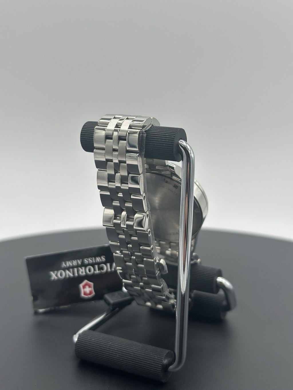 Victorinox Swiss Army Alliance Watch Women 35mm Silver Dial Steel Date Round