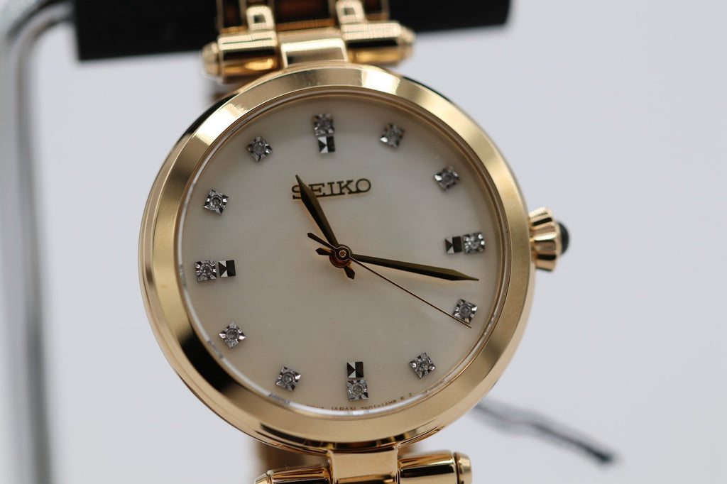 Seiko DIAMONDS SRZ536 50M Water Resistant, Mother of pearl Dial