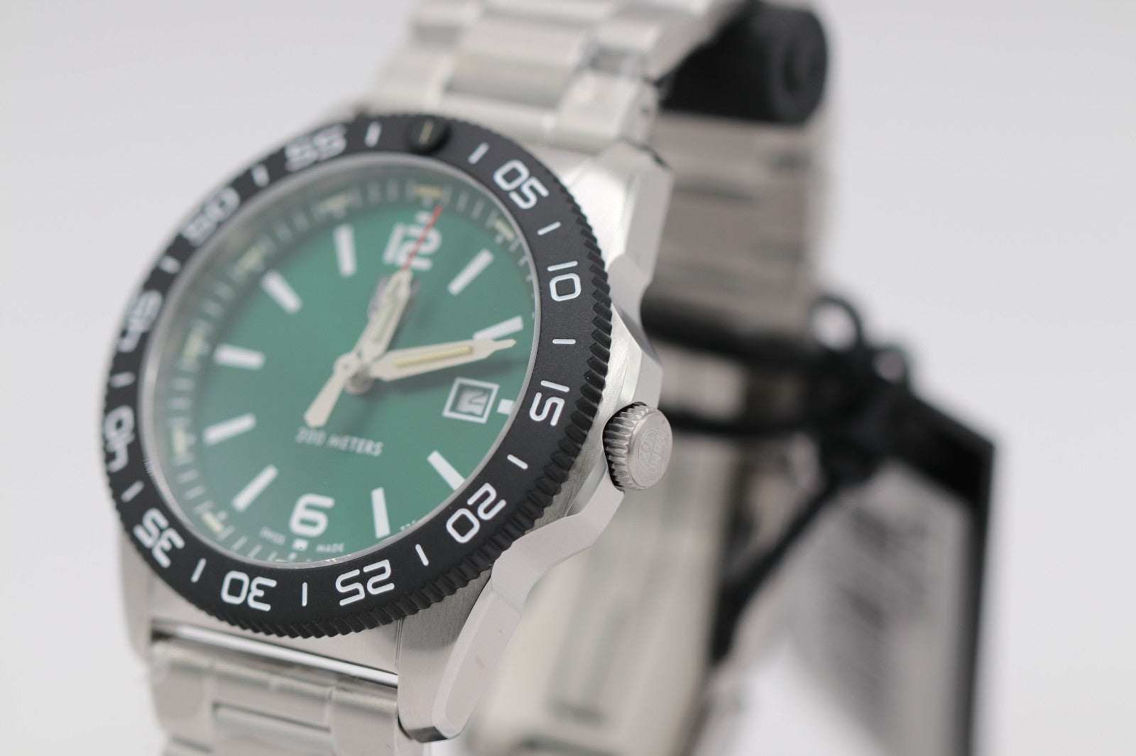 Swiss Luminox XS.3137 Pacific Diver Green Dial Tritium Stainless Mens 44mm Watch