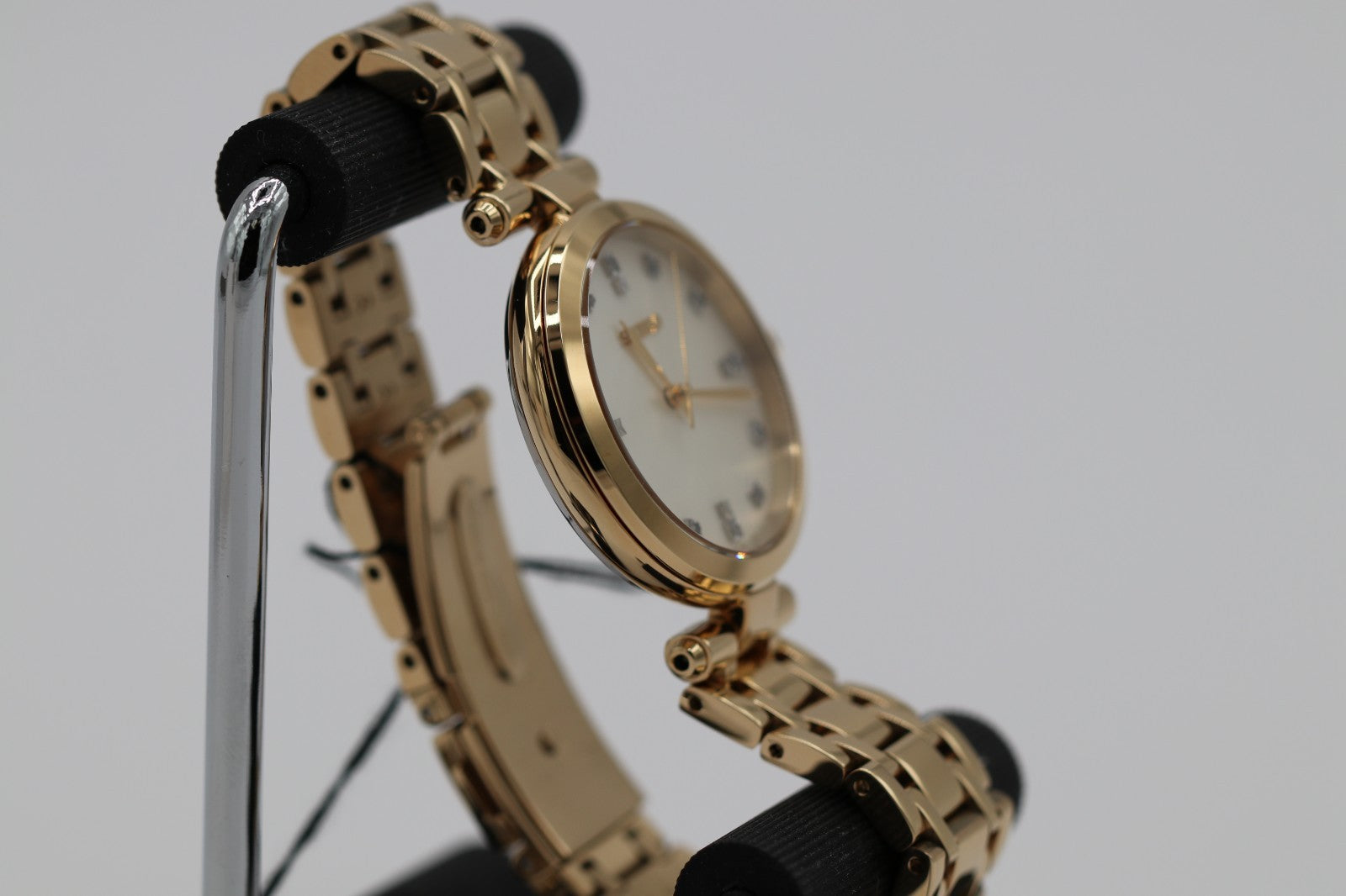 Seiko DIAMONDS SRZ536 50M Water Resistant, Mother of pearl Dial