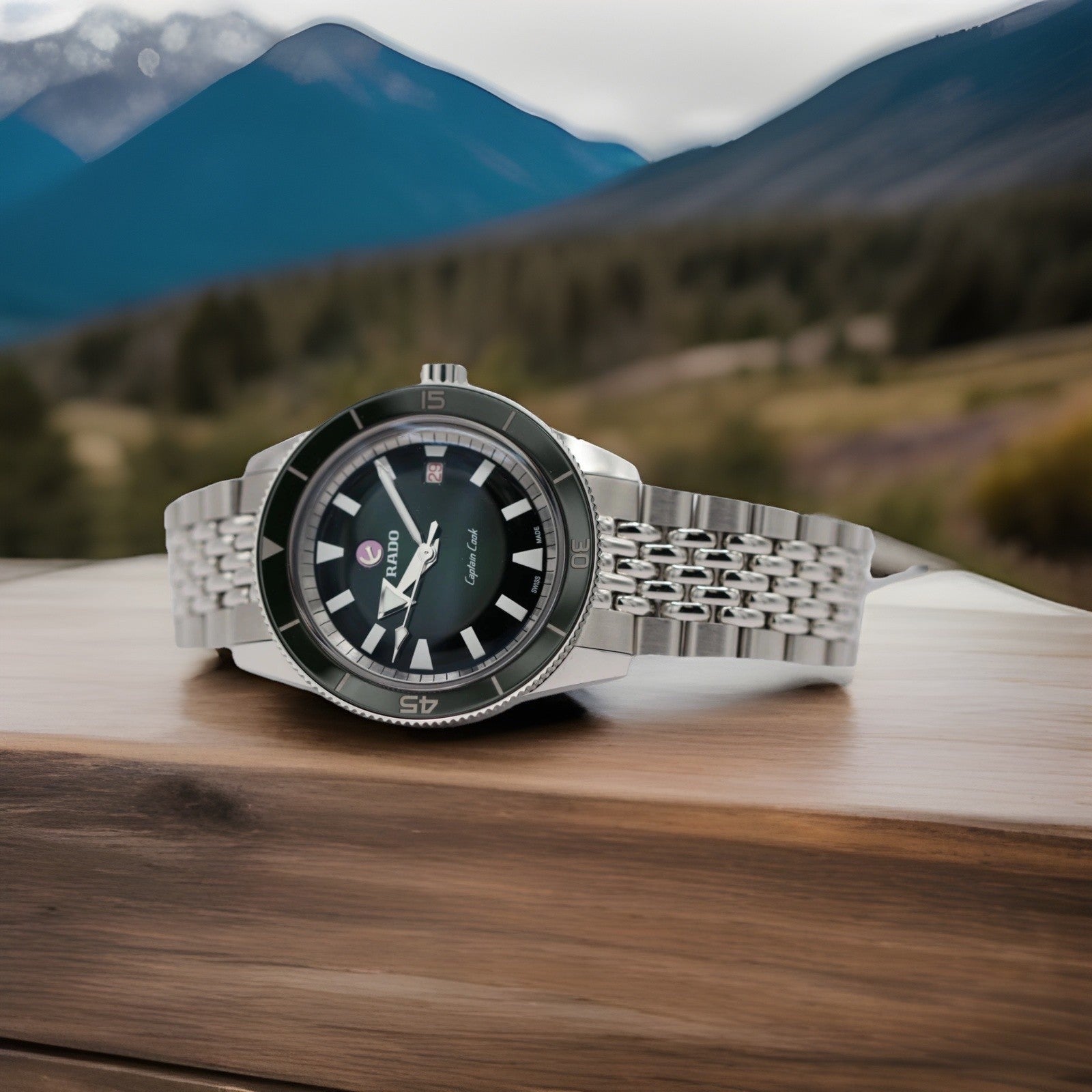 Rado Captain Cook 42mm Auto Green Dial Men's Watch R32505318