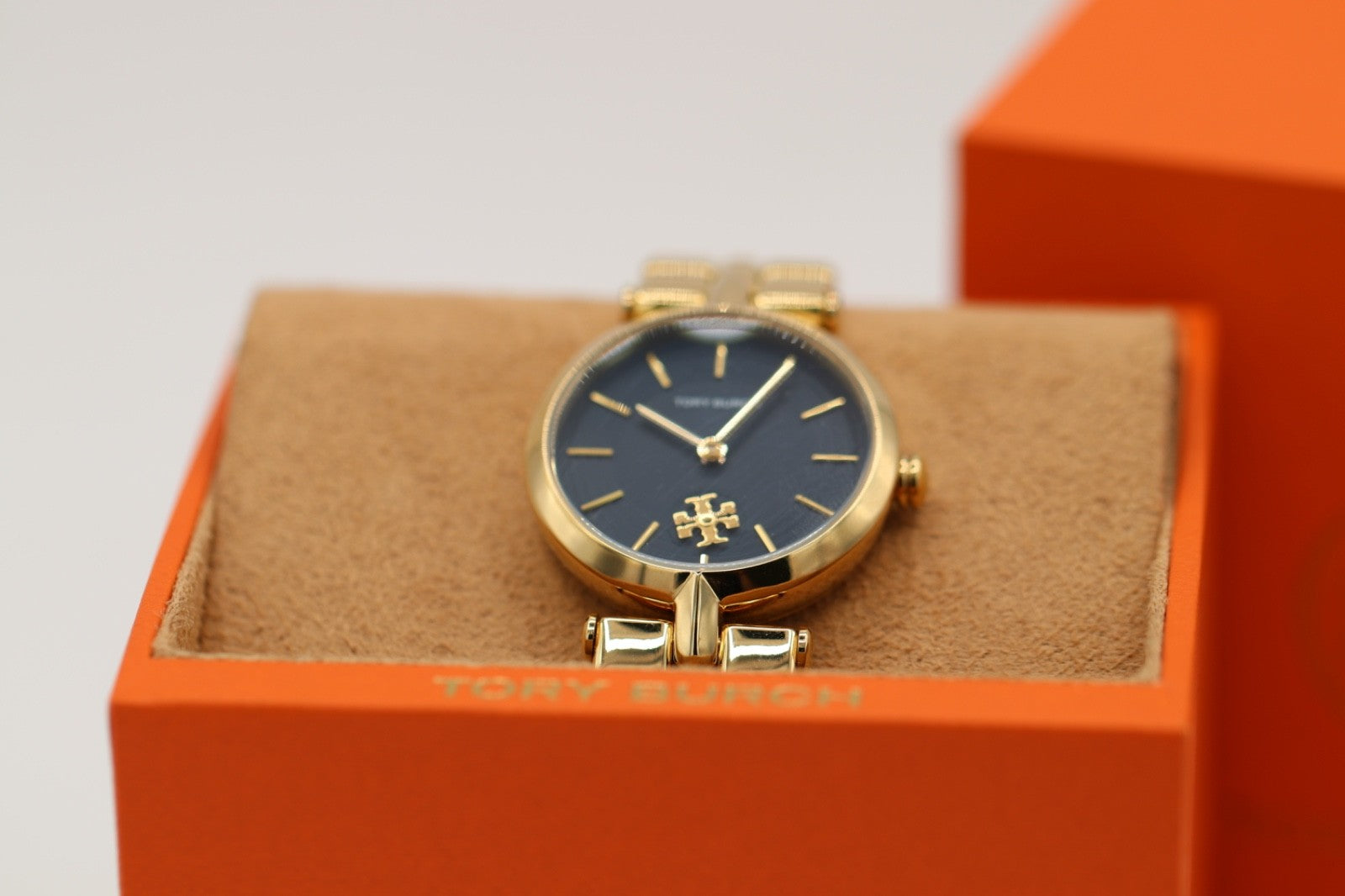 TORY BURCH KIRA BLUE TBW2043 GOLD TONE BRACELET LADIES WATCH 30MM BRAND NEW