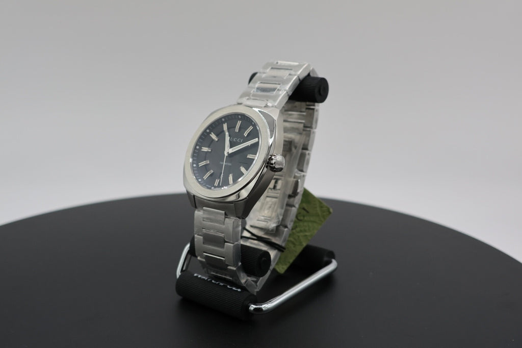 GUCCI GG2570 40MM QUARTZ STAINLESS STEEL BLK DIAL MEN'S WATCH YA142301 $1400