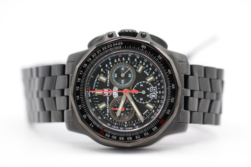 Luminox F22 Raptor 44mm Titanium 9270 Series Pilot Watch XA.9272