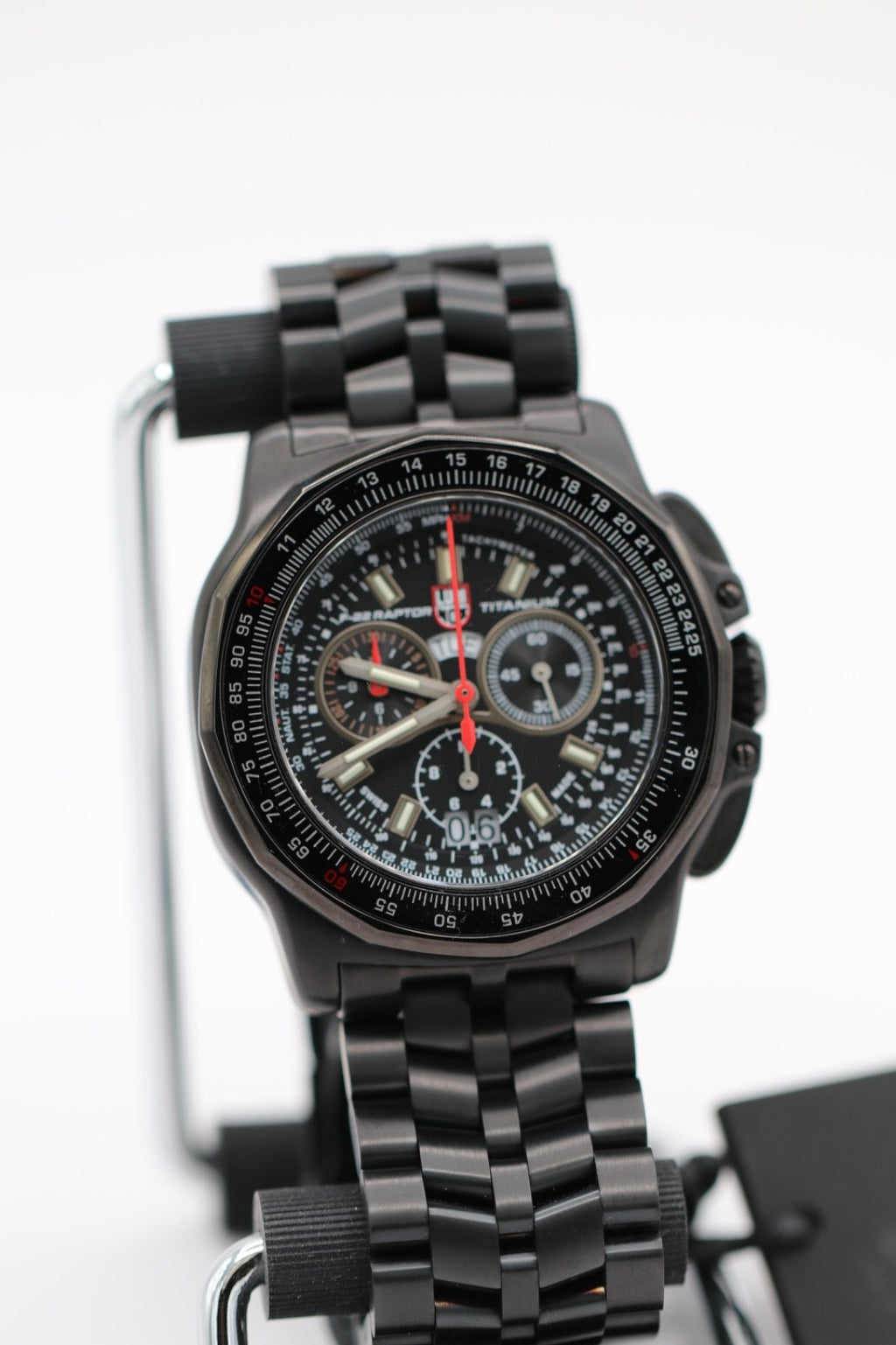 Luminox F22 Raptor 44mm Titanium 9270 Series Pilot Watch XA.9272